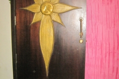 2.MainDoor